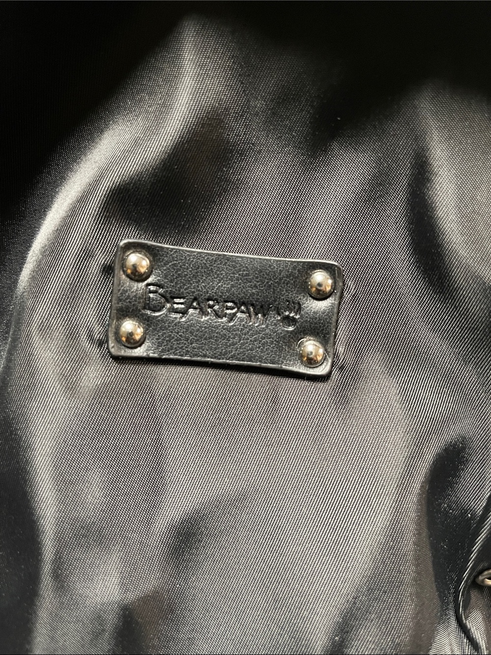 Bearpaw Women’s Bungee Cord Backpack NWOT - Picture 2 of 7